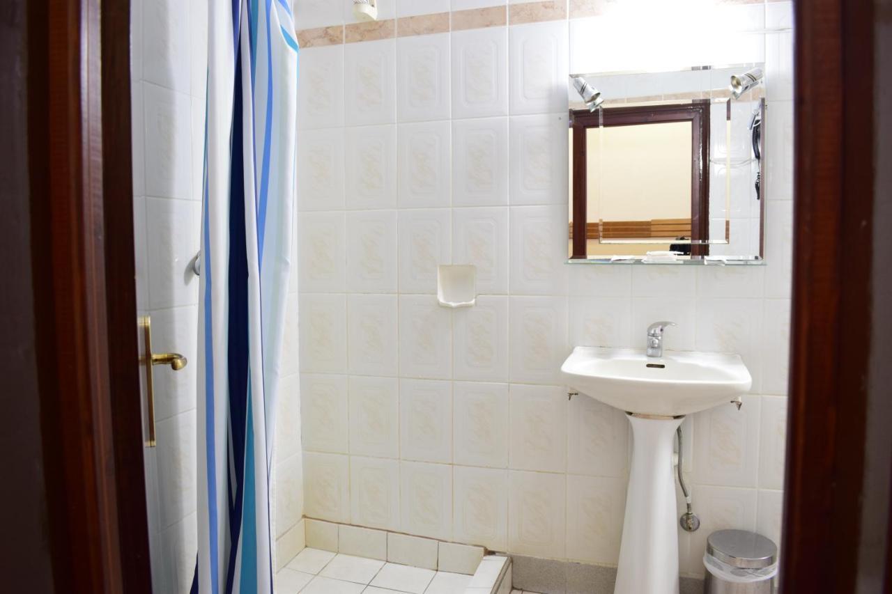 Hotel Hellinis Флорина Екстериор снимка