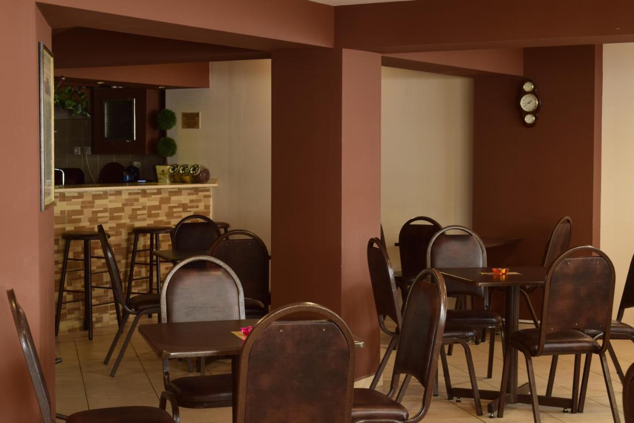 Hotel Hellinis Флорина Екстериор снимка