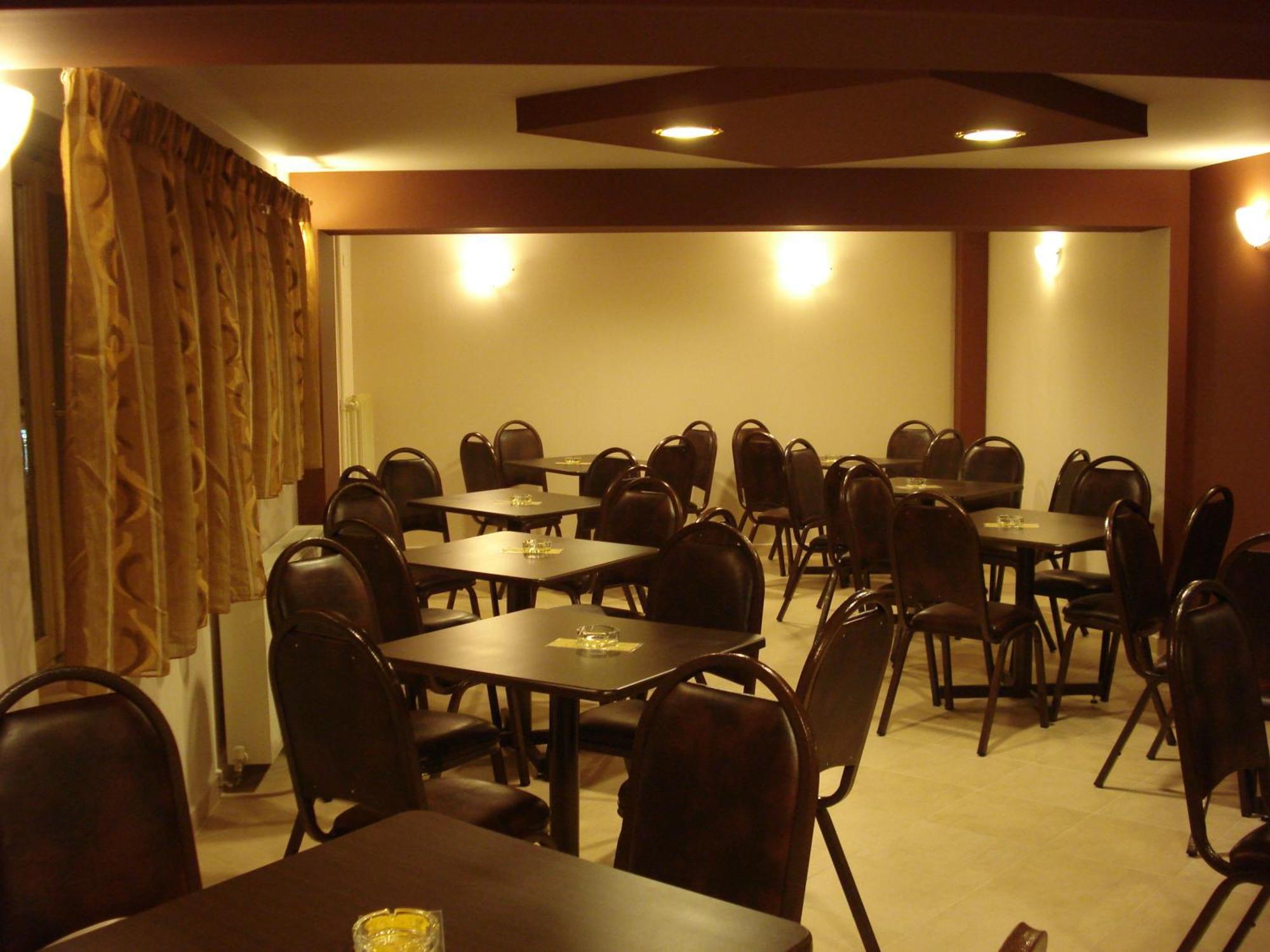 Hotel Hellinis Флорина Екстериор снимка